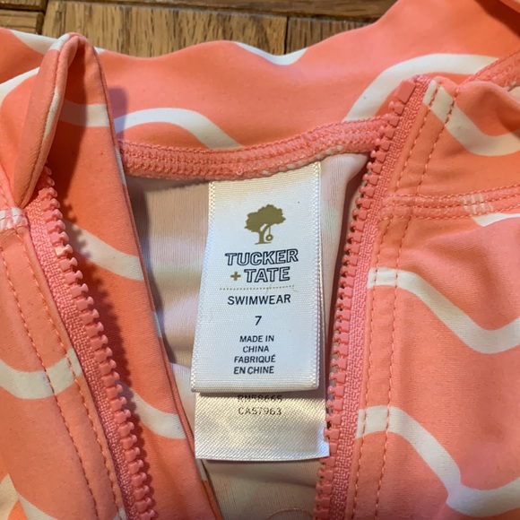 Tucker Tate Rash Guard Size 7 - Picture 2 of 4